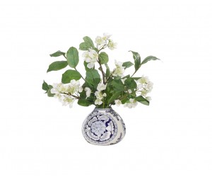 Цветы Pear Blossom белые в керамической бело-синей вазе